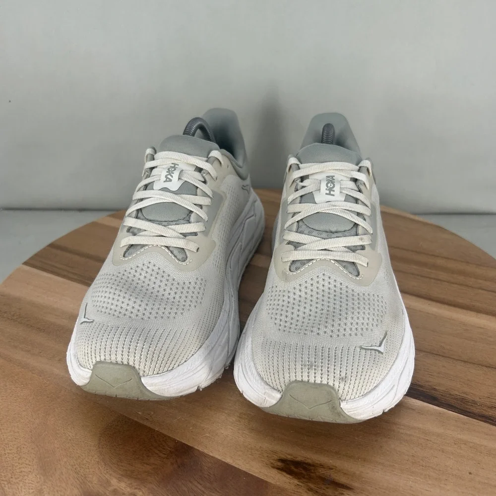 Hoka Arahi 7 Mens Running Shoes Oat Milk Silver 1147850 OKB Size 9.5 D